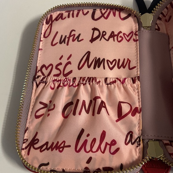 NWOT Trish McEvoy Portable Beauty Voyager Carpe Love Travel Case - Picture 3 of 8